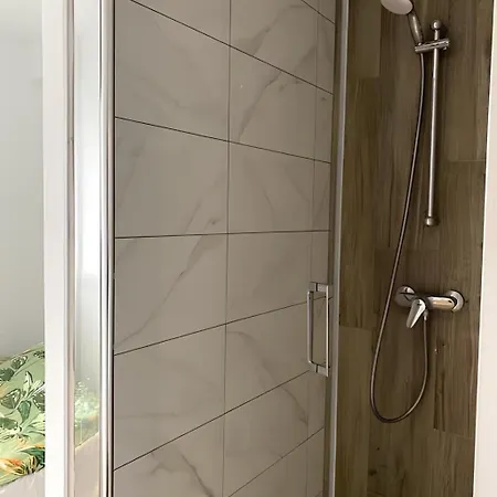 Apartmán 2br 2 Bathroom Geneva Tram 17