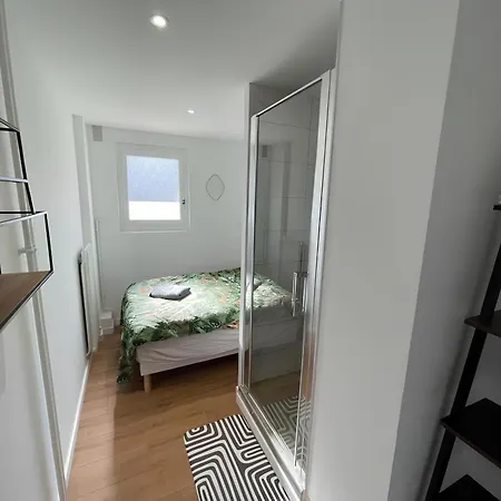 2br 2 Bathroom Geneva Tram 17 Apartmán