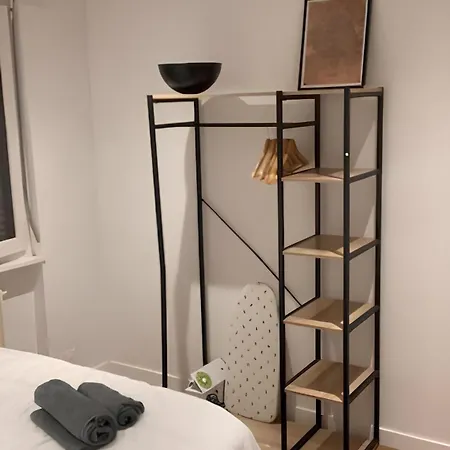 2br 2 Bathroom Geneva Tram 17 Apartmán *